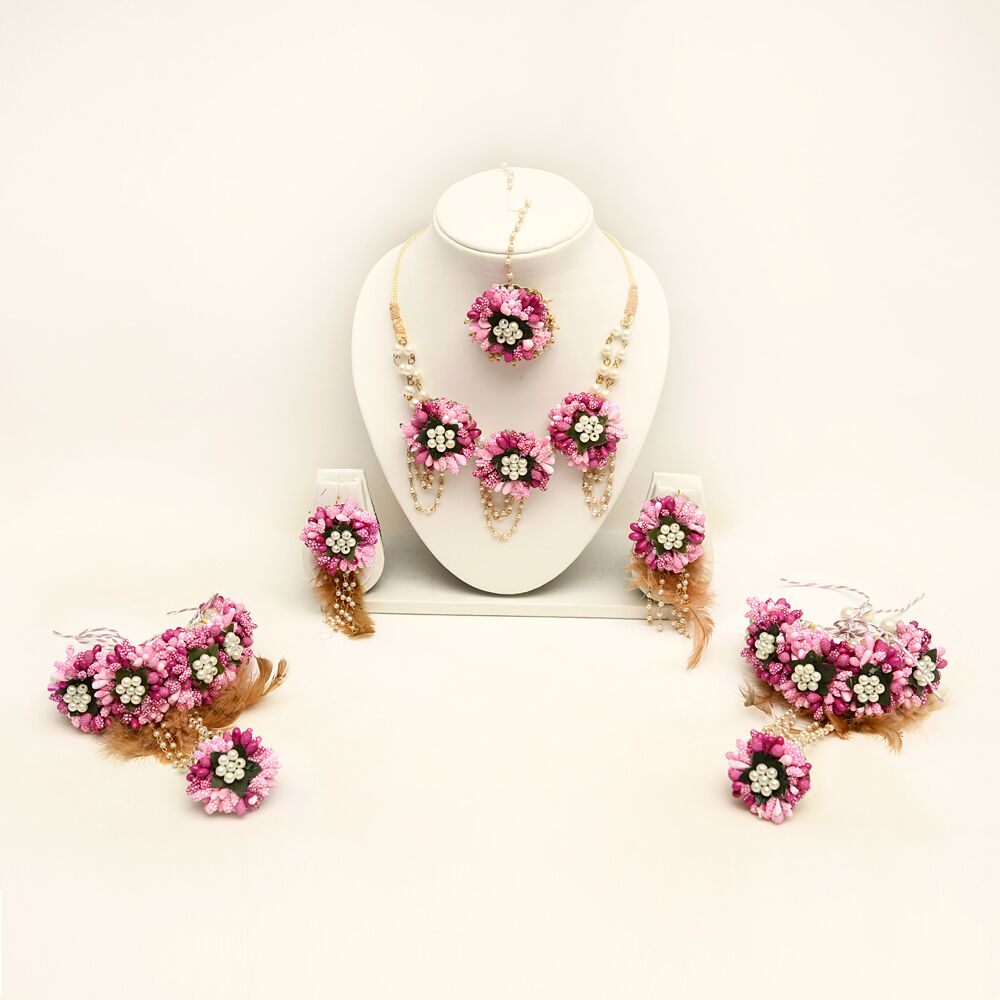 Myindiecraft Pink Feather Jewellery Set - Image 7
